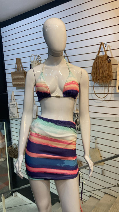 Conjunto Listrado Colorido com Saia Ajustável