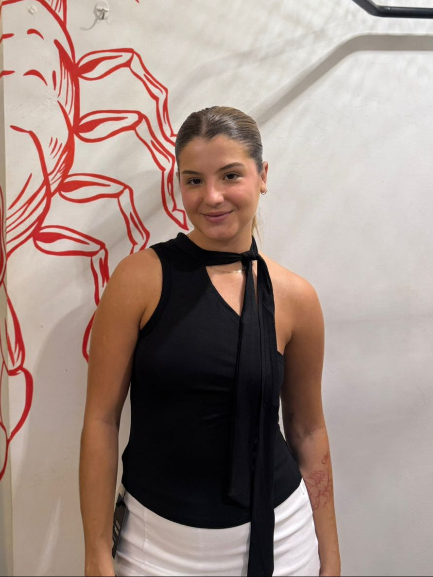 Cropped Amarração no Pescoço Preto