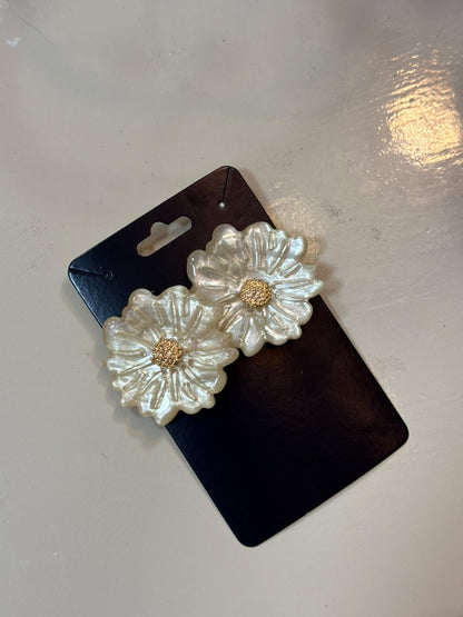 Brinco Flor Perolado