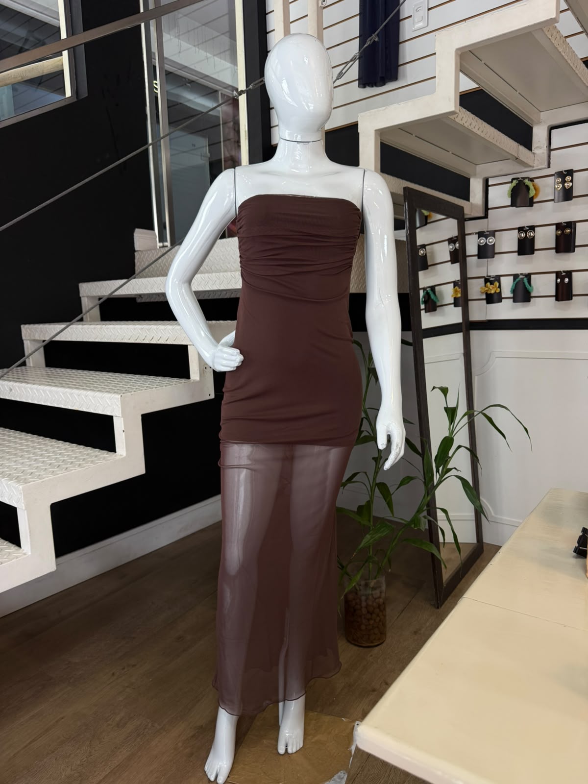 Vestido Tule Longo Marrom