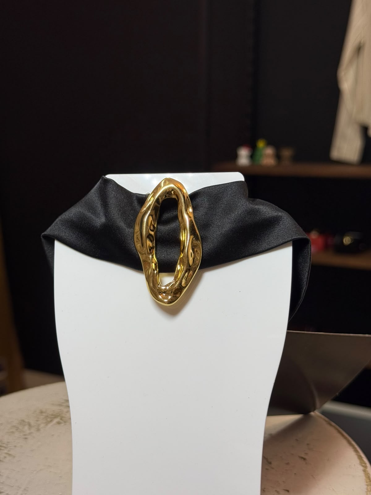 Chocker Acetinada Preta