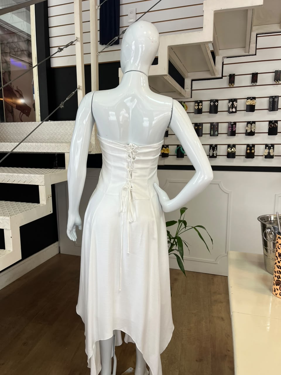 Vestido Midi Assimétrico Branco