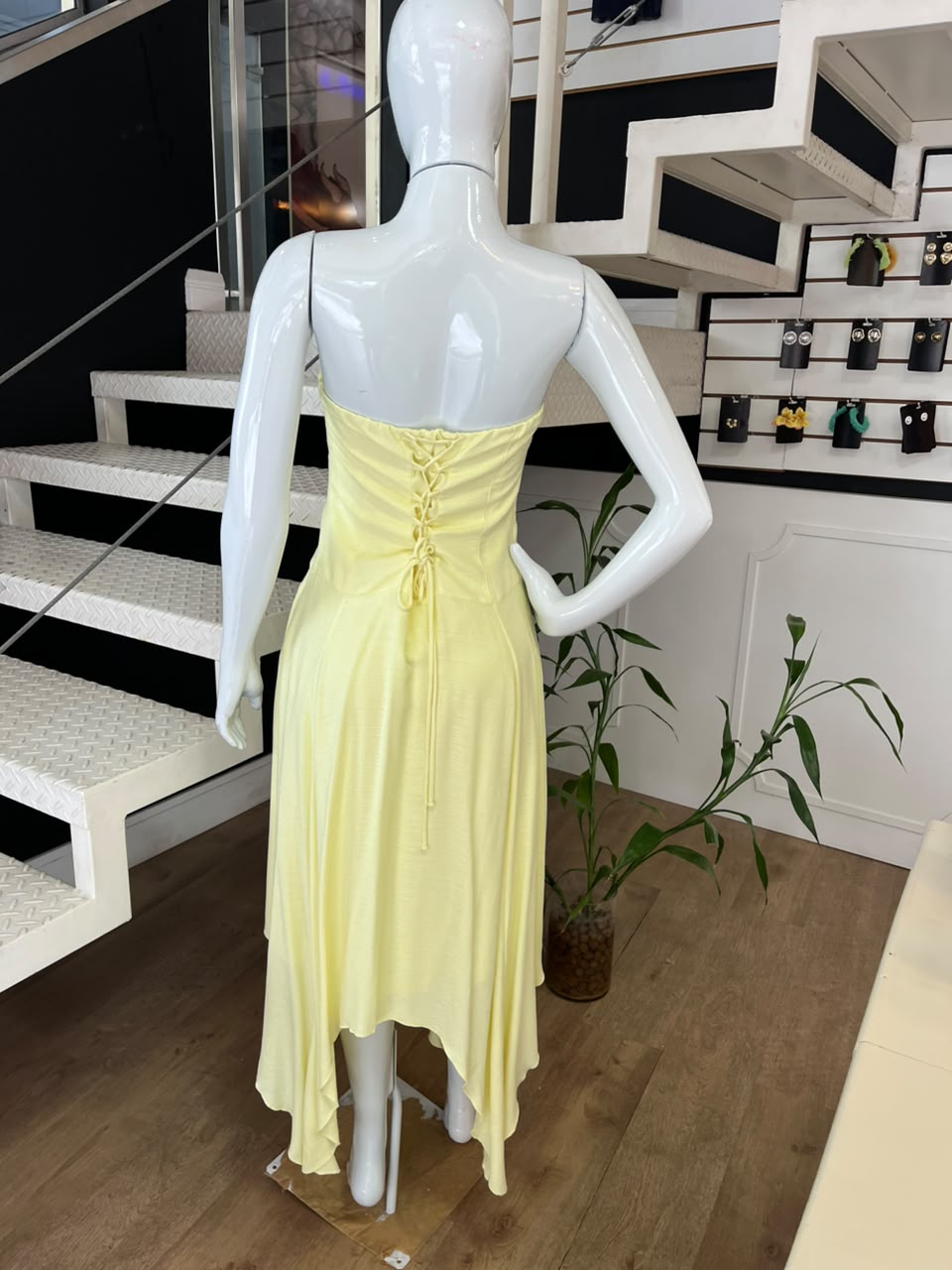 Vestido Midi Assimétrico