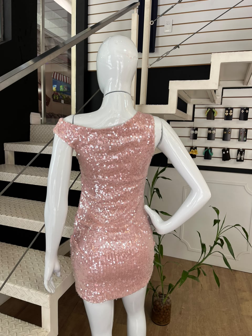 Vestido Assimétrico Paetê De Malha