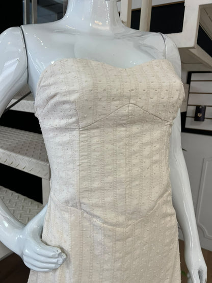 Vestido Areia Tomara que Caia com Babado