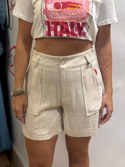 Shorts de linho com detalhe nos bolsos