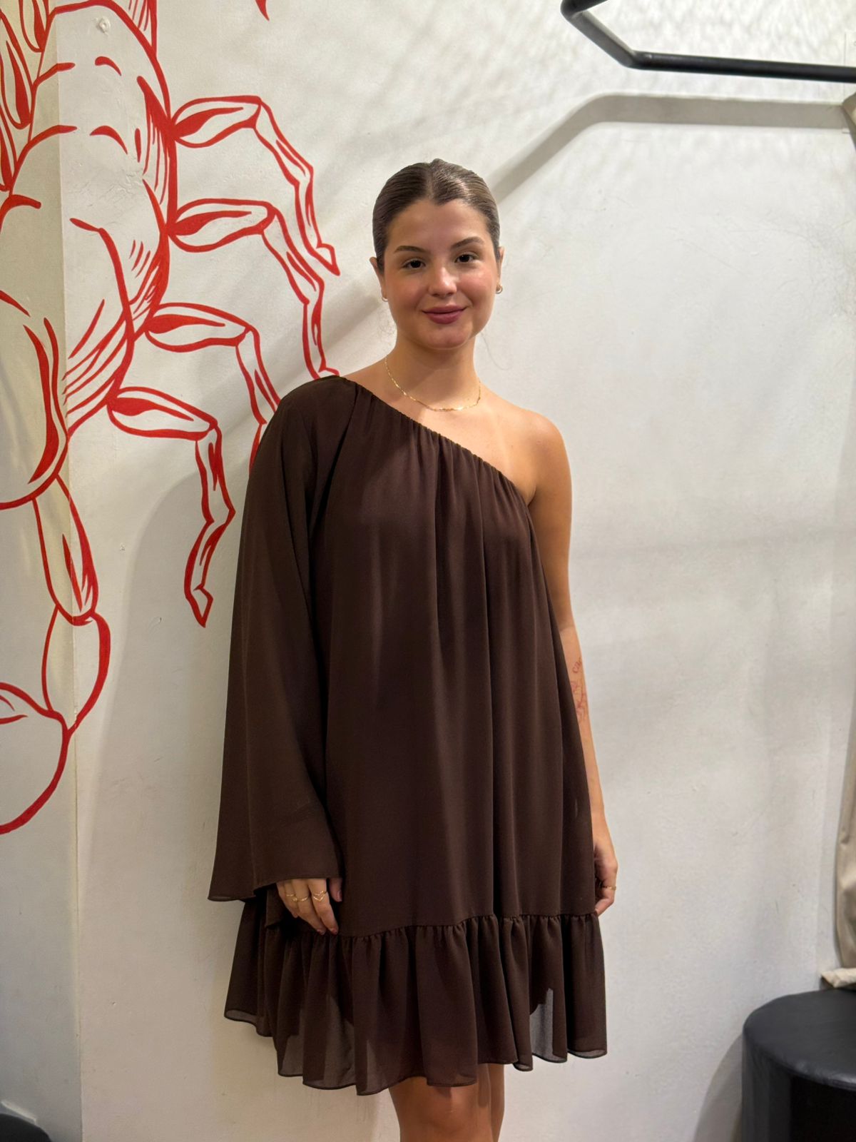 Vestido curto soltinho de tule