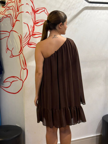 Vestido curto soltinho de tule