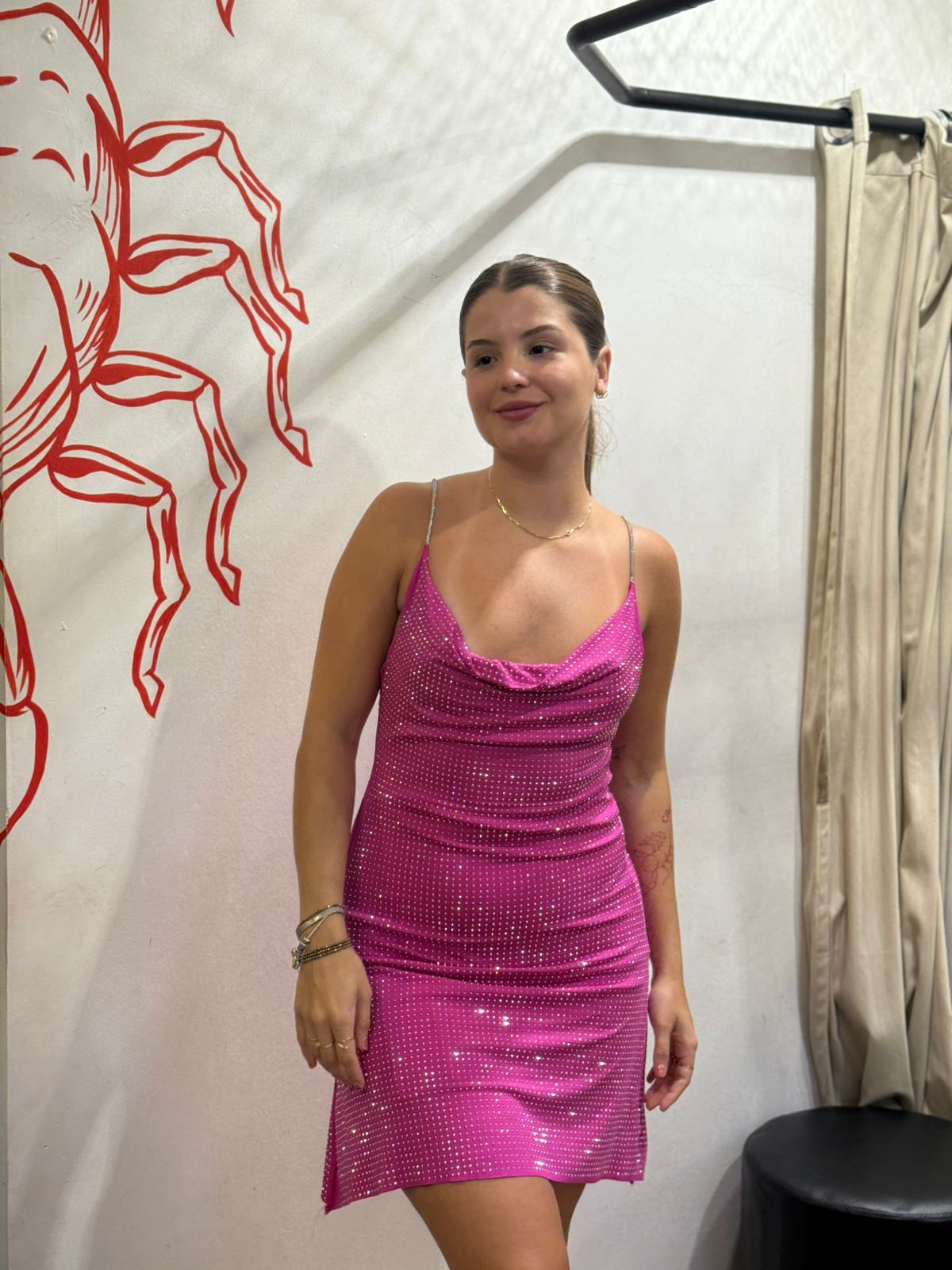 Vestido todo em strass termocolados