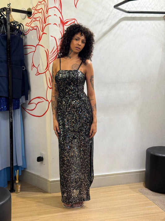Vestido longo todo em paetê com fenda