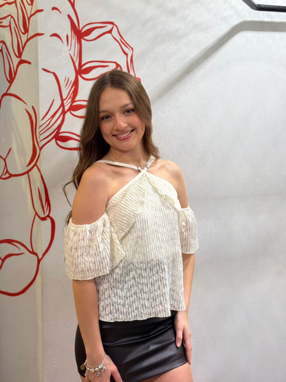 Cropped babados de renda