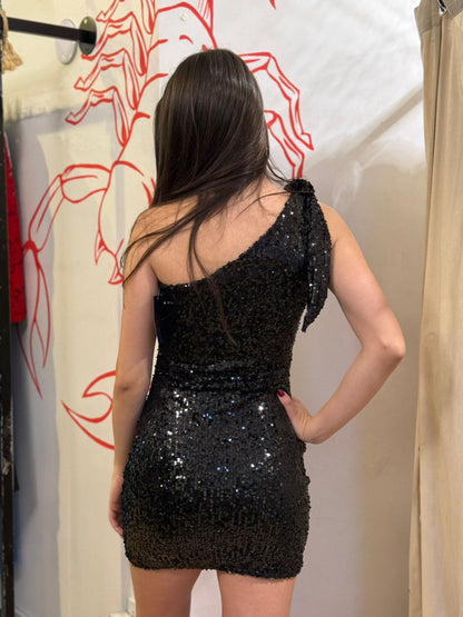 Vestido Preto Um Ombro Só em Paetê