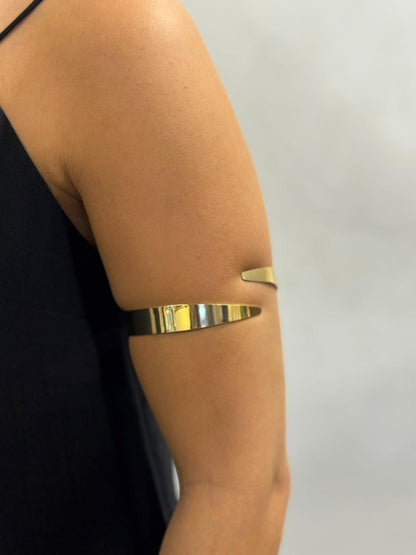 Bracelete Contorno Dourado